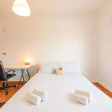 Guestready - A Vibrant Getaway Loures